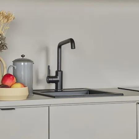 Locke At East Side Gallery 4* Berlin