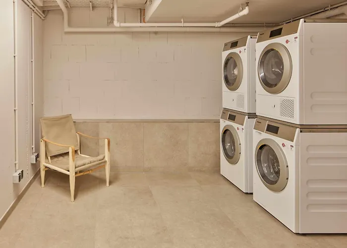 Locke At East Side Gallery