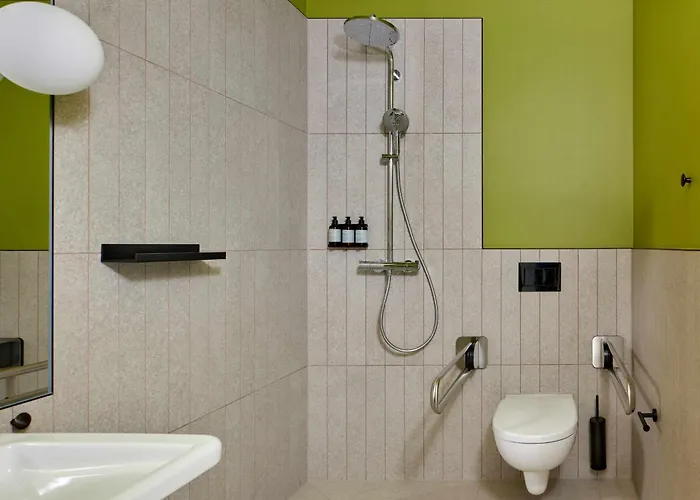 Locke At East Side Gallery 베를린