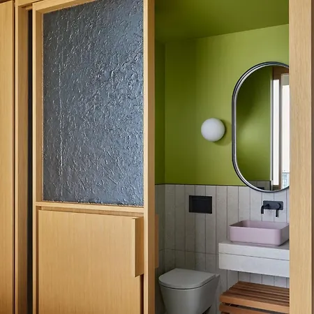 Locke At East Side Gallery