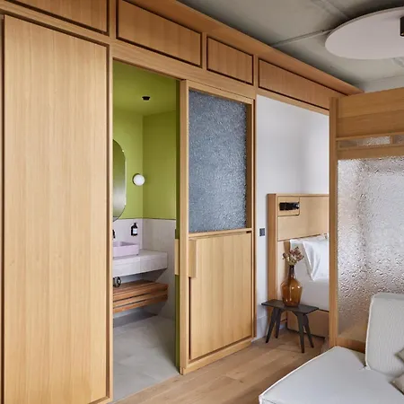 Locke At East Side Gallery