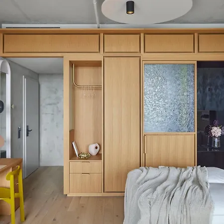 Hotel Locke At East Side Gallery Berlijn