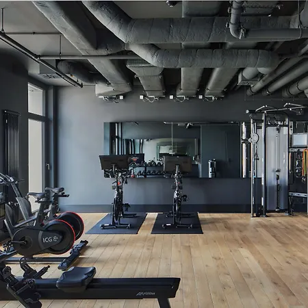 Locke At East Side Gallery 4* Berlin