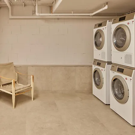 Locke At East Side Gallery 호텔 4*