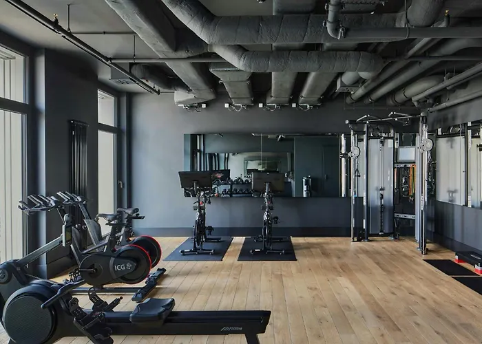 Hotel Locke At East Side Gallery Berlín