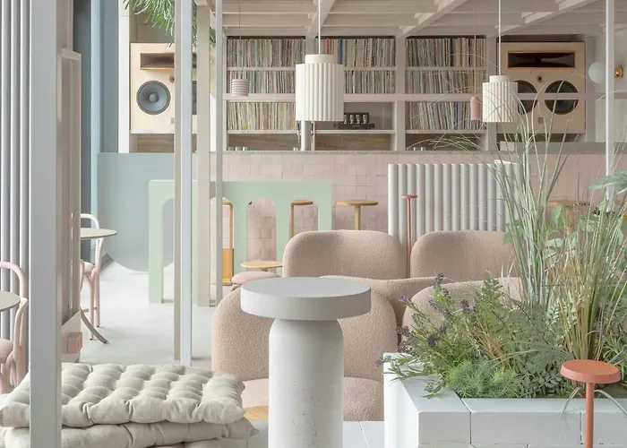 Locke At East Side Gallery