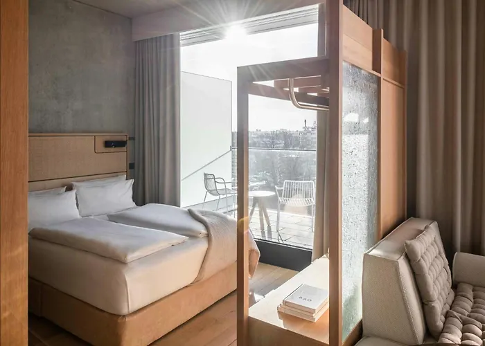 Hotel Locke At East Side Gallery Berlín