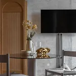 Locke At East Side Gallery Otel