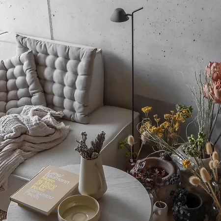 Locke At East Side Gallery מלון