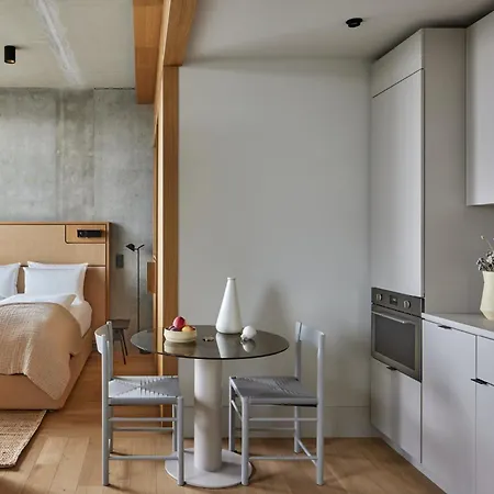 מלון Locke At East Side Gallery